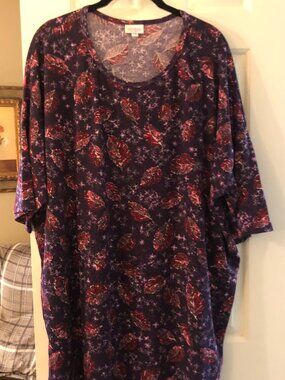 261 FLORAL IRMA TUNIC 3X LULAROE